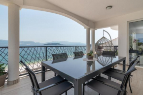 Adria Beach House - Lavendar